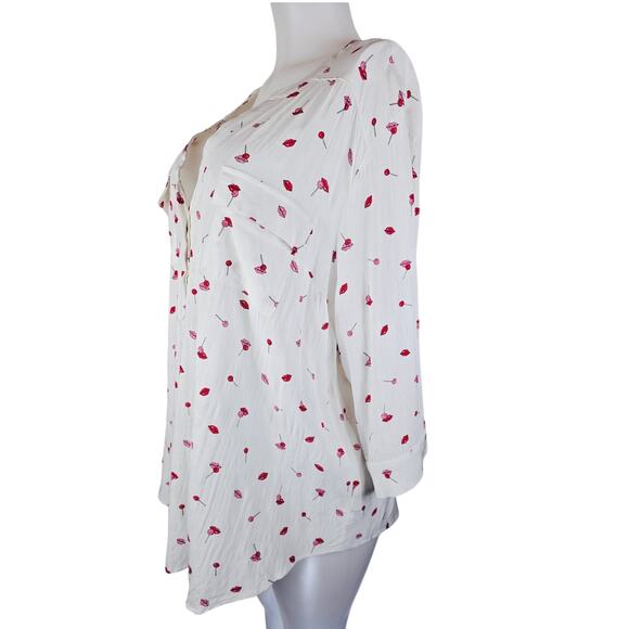 Torrid Harper White Red Lips Suckers Women's Roll-Up Sleeve Work Blouse 2 - 2X - Picture 2 of 7
